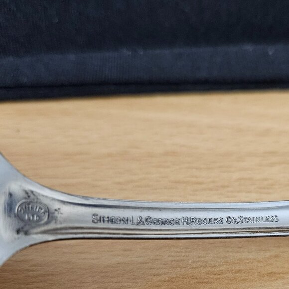 4 Stainless Serving Pcs: 3 National Korea - 1 Simeon I. & George H. Rogers Co. - Picture 10 of 12